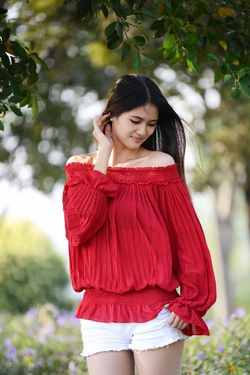 触手监狱安卓下载汉化版安装步骤